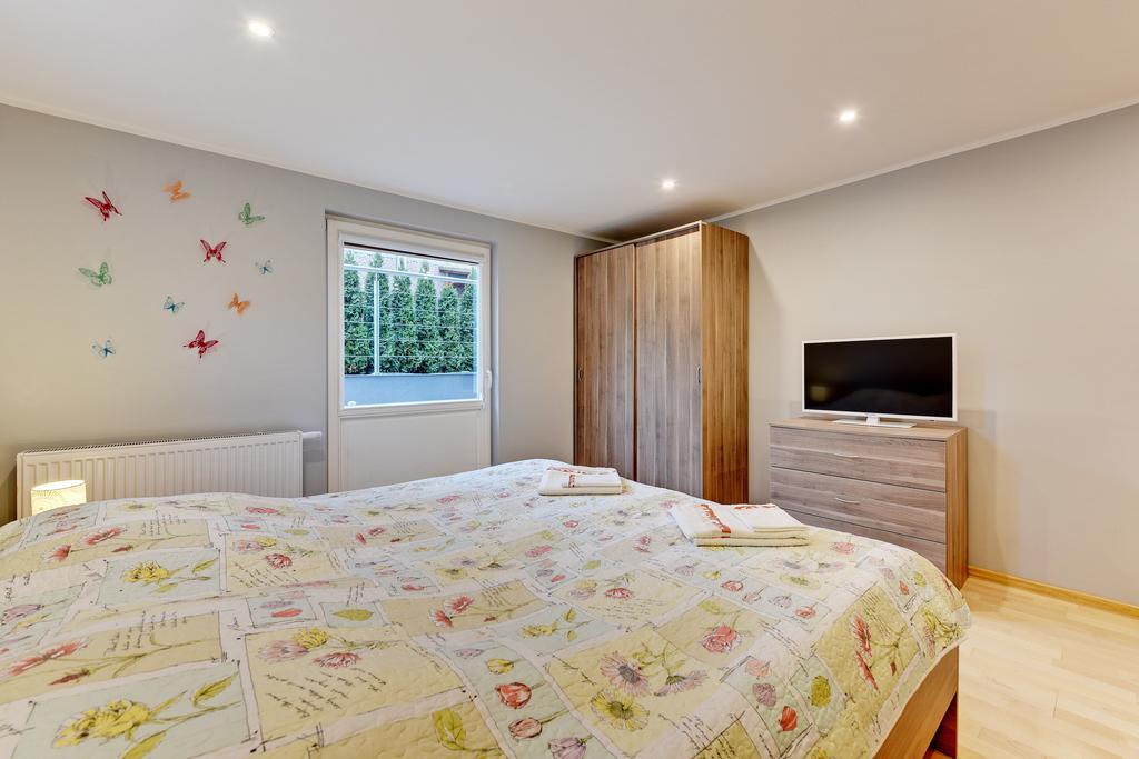 Villa Arkodes กดัญสก์ ภายนอก รูปภาพ